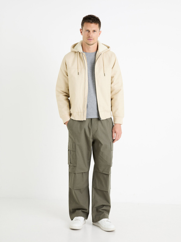 Celio Cremefarbene Herren-Kunstfelljacke Celio Fuhoodie