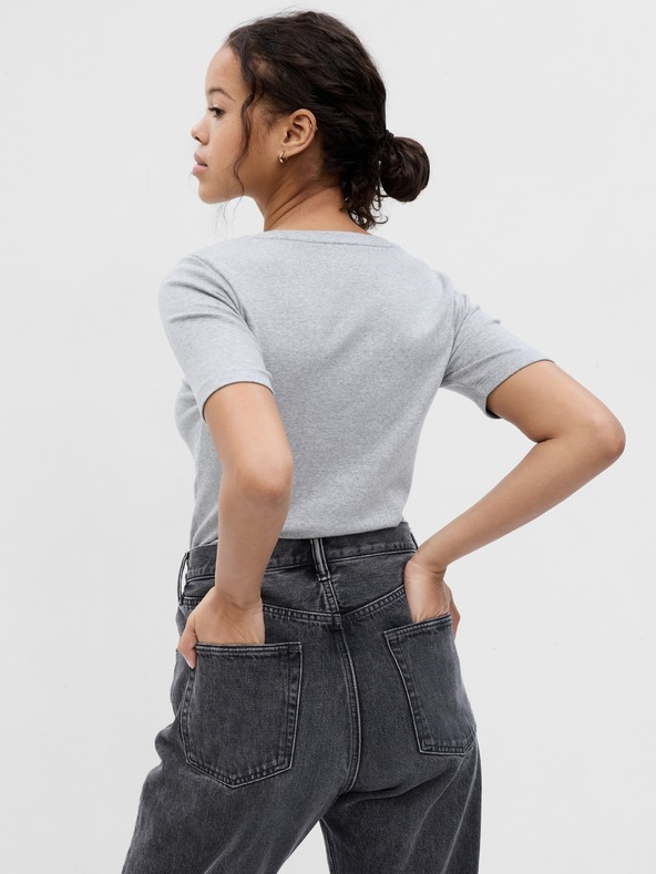 GAP T-Shirt mit kurzen Ärmeln GAP