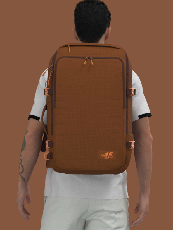 CabinZero Rucksack CabinZero Adv Pro 42L Saigon Kaffee