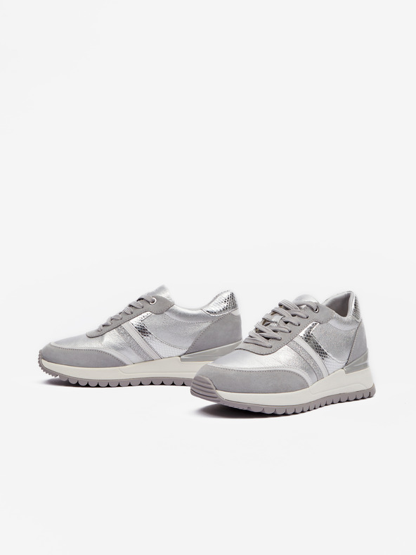 Geox Silberne Damen-Sneaker Geox Desya