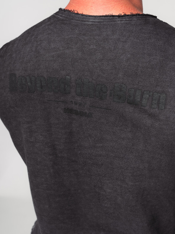 Nebbia Abgewaschenes ärmelloses Sweatshirt BEASTIN' 361