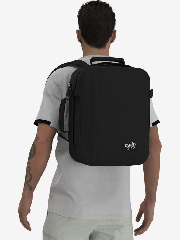 CabinZero Schwarzer Unisex-Rucksack CabinZero Classic Tech (28L)