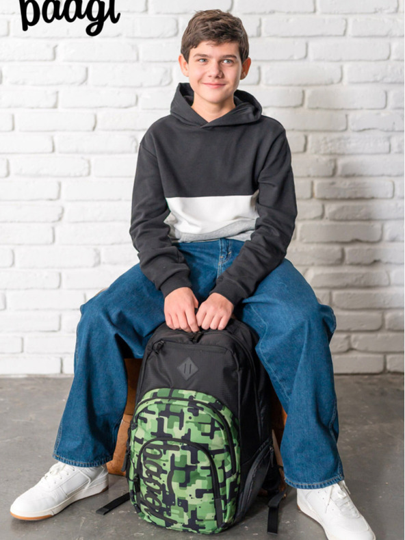 BAAGL  Schwarzer Rucksack Baagl Coolmate Grün