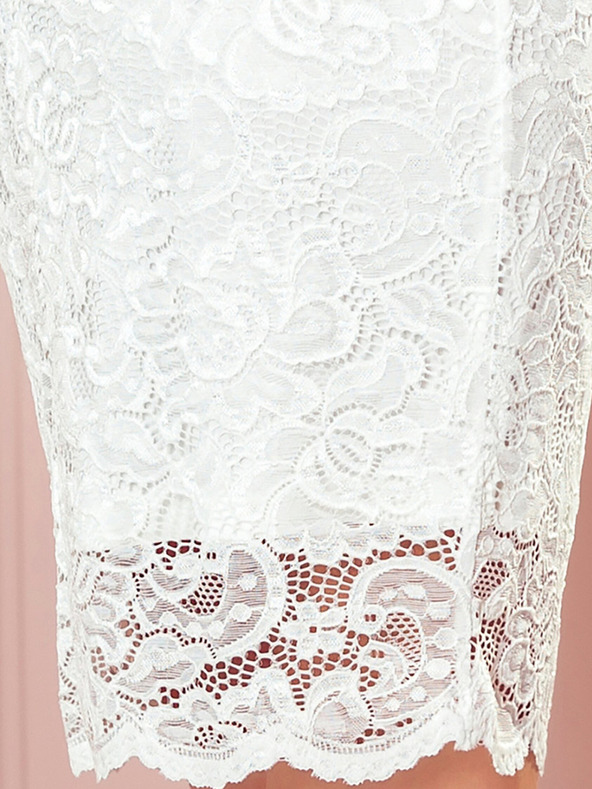 numoco Spitzenkleid mit langen Ärmeln und Ausschnitt - ECRU Numoco