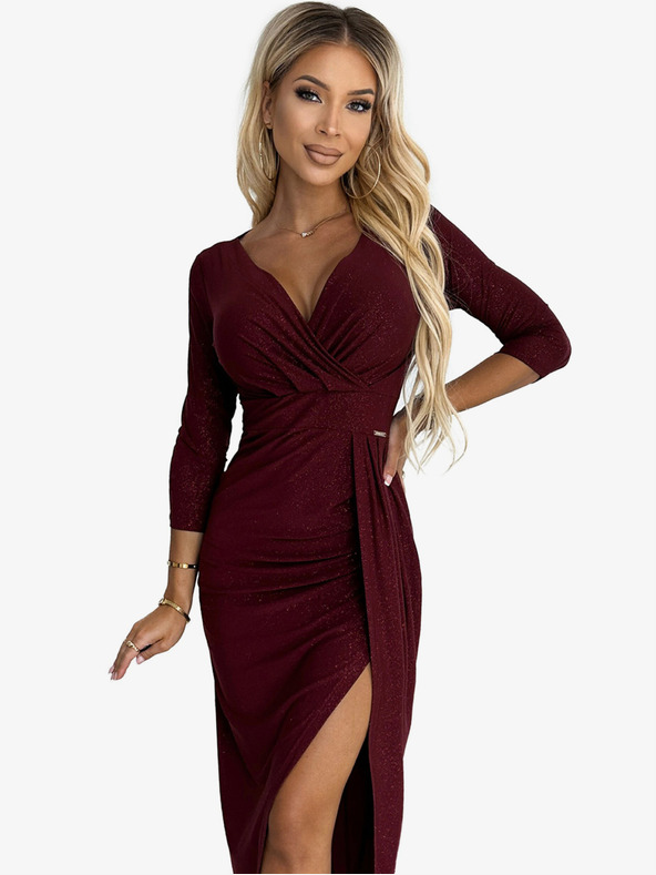 numoco Glänzendes Kleid mit Dekolleté und Beinschlitz - Burgunder Numoco