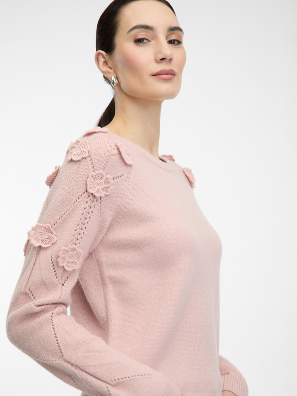 Orsay Hellrosa Damenpullover mit Blumenapplikation ORSAY