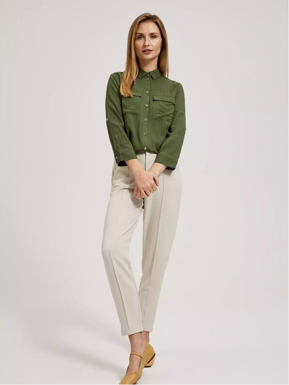 Moodo Khakifarbene Bluse mit Taschen und langen Ärmeln Moodo