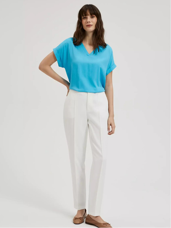 Moodo Blaue Viskosebluse mit V-Ausschnitt Moodo