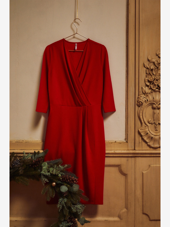 Moodo Rotes Midikleid mit Rüschen Moodo