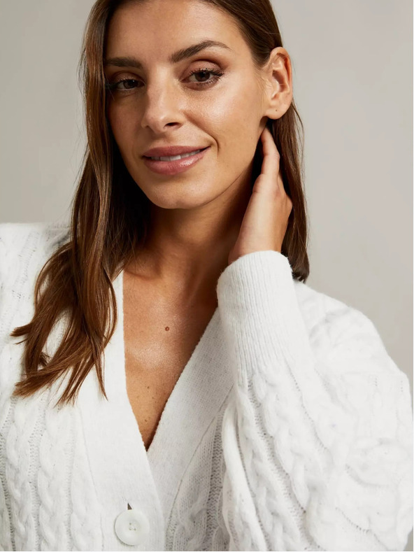 Moodo Weiße kurze Strickjacke mit Knöpfen Moodo