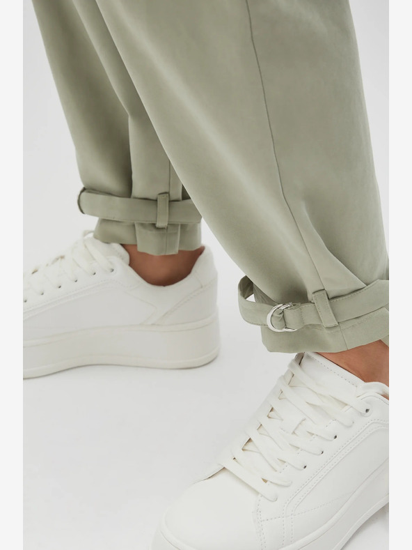 Moodo Hellgrüne Damenhosen Moodo