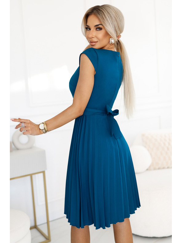 numoco Numoco Classic Strappy Short Sleeve Dress mit Gürtel