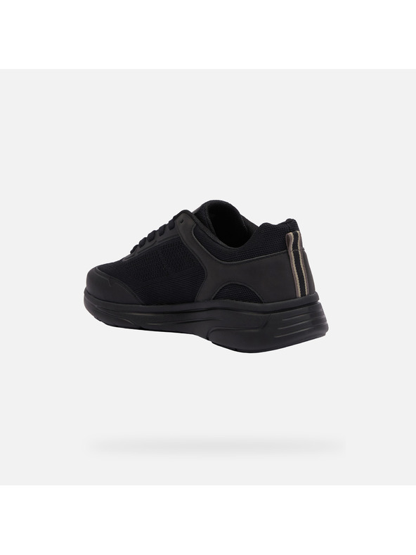 Geox Schwarze Herrenturnschuhe Geox Klaiver