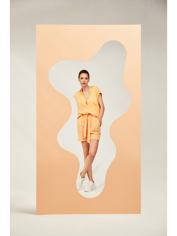 Moodo Orangefarbene Moodo Shorts für Frauen