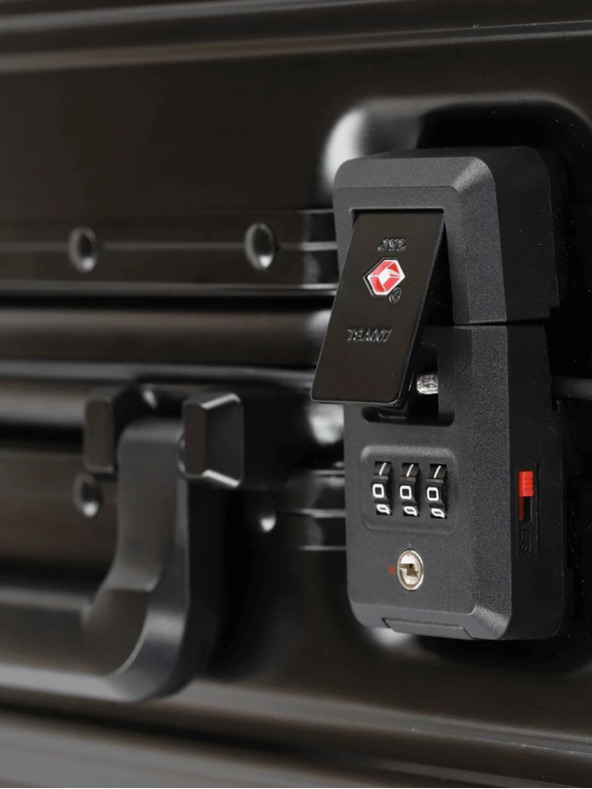 Travelite Schwarzer Travelite Next 4w S Fronttaschenkoffer