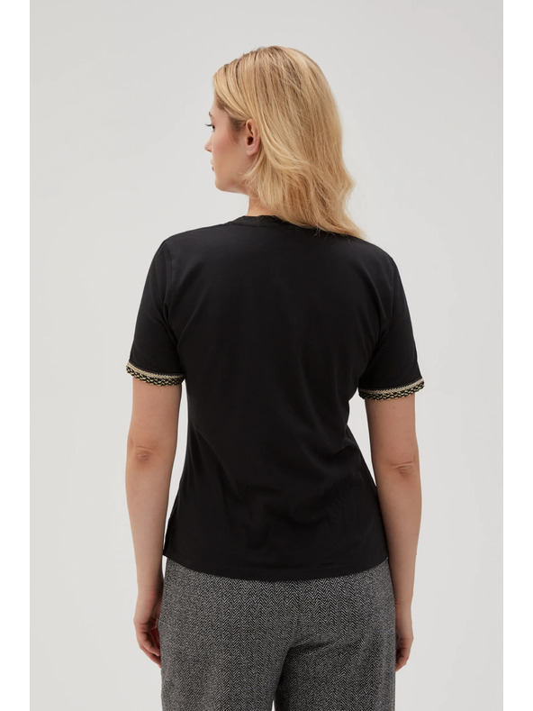 Moodo Schwarzes Basic-T-Shirt mit V-Ausschnitt