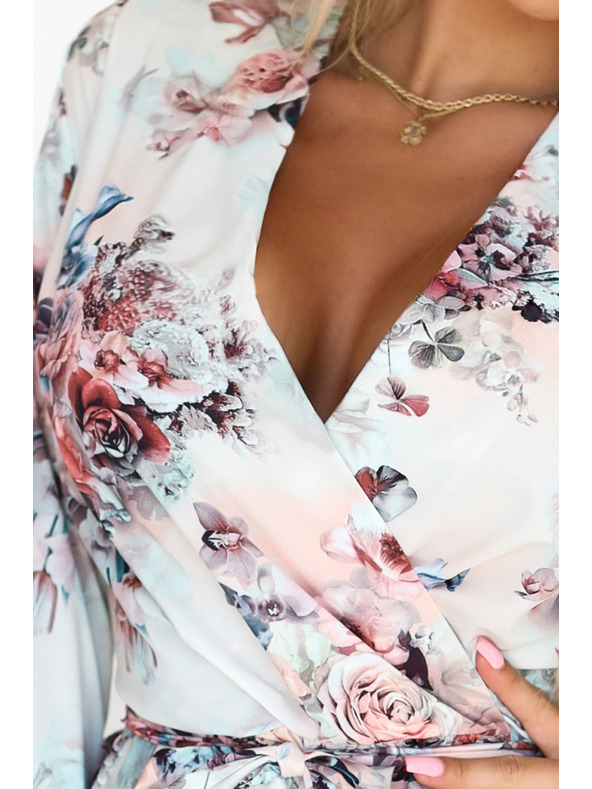 numoco Fließendes Blumenkleid mit Wickelausschnitt und Rüschen