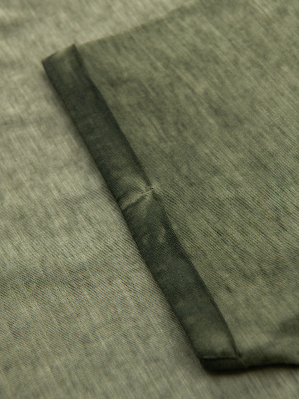 Ombre Clothing Herren Baumwoll-T-Shirt mit V-Ausschnitt und Used-Effekt - olivgrün