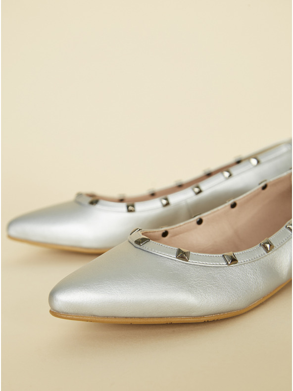 Ojju Ballerinas in silberner Farbe OJJU