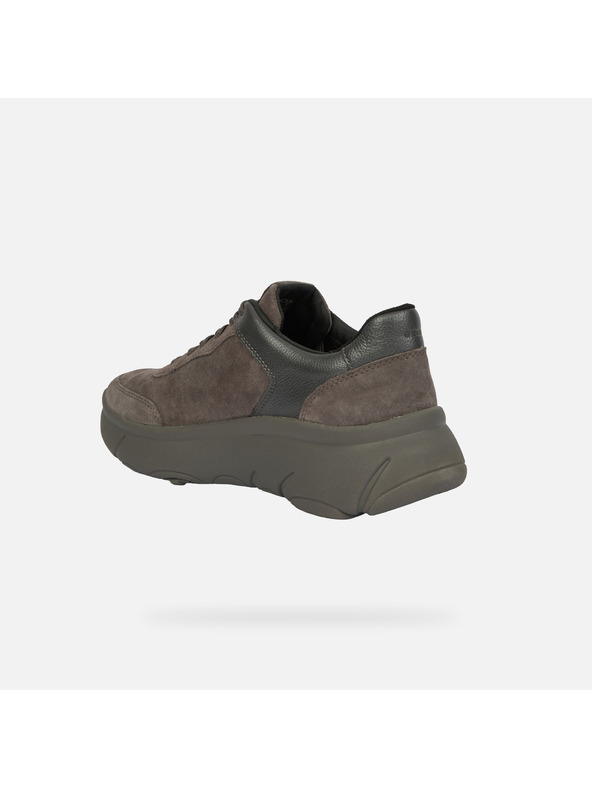 Geox Hellbraune Damen-Sneaker Geox Nebula 2.0 X