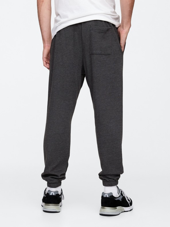 GAP Herren Sweatpants mit Fleece und Logo GAP