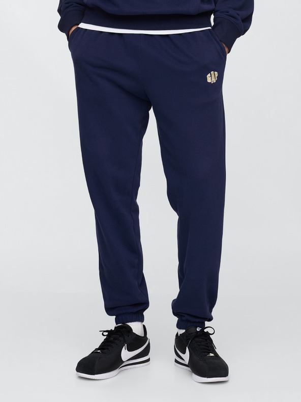 GAP Herren Sweatpants mit Fleece und Logo GAP