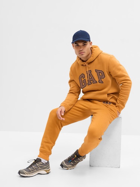 GAP Sweatpants mit Logo und Fleece GAP