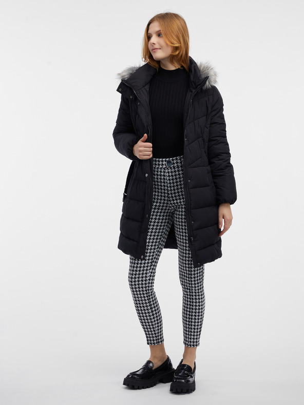 Orsay Schwarzer Damen-Steppmantel mit Kunstpelz ORSAY