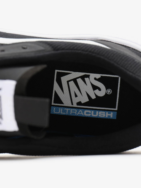 Vans Schwarze Turnschuhe VANS UltraRange Exo