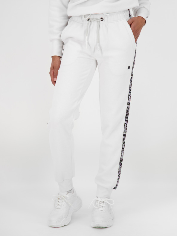 Alife and Kickin Weiße Damen-Sweatpants mit Revers Alife and Kickin