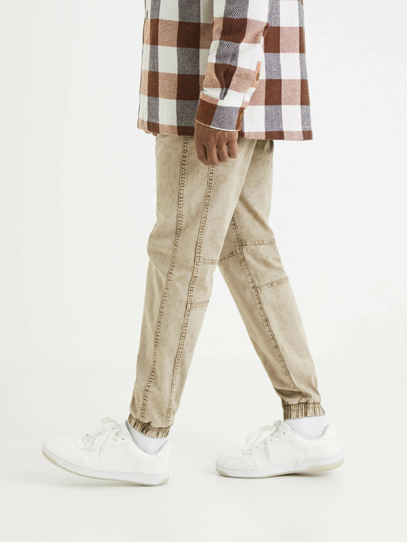 Celio Beige gestreifte Herrenhose Celio