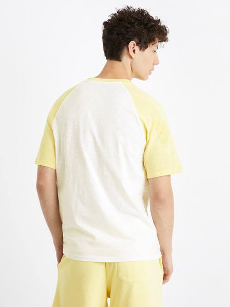 Celio Gelbes und weißes Herren Celio Ceraglan Happiness T-shirt