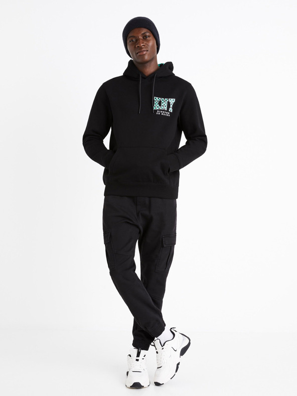 Celio Schwarzes Herren-Sweatshirt mit Aufdruck Celio Demon Slayer