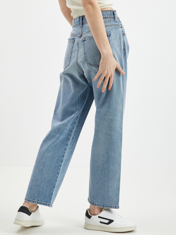 Diesel Hellblaue Diesel Damen-Boyfriend-Jeans