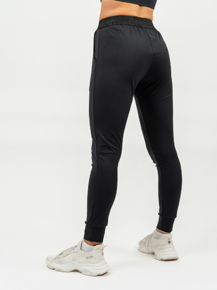 Nebbia Lockere Leggings mit Taschen GYM SPIRIT 466