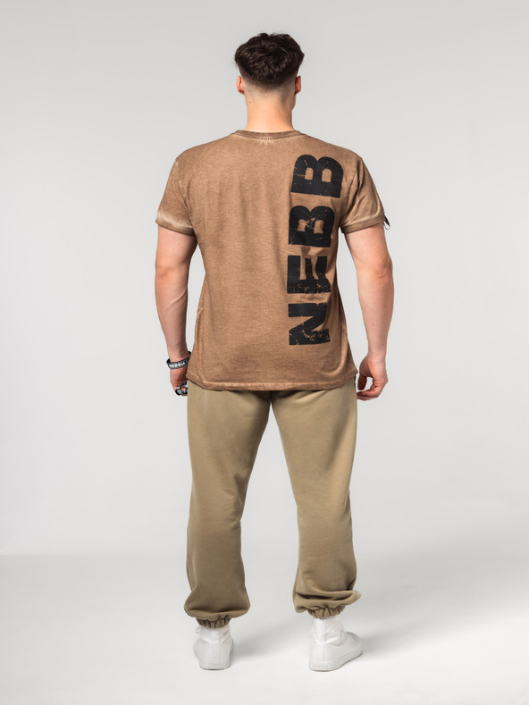 Nebbia T-Shirt aus abgewaschener Baumwolle MAX OUT 357