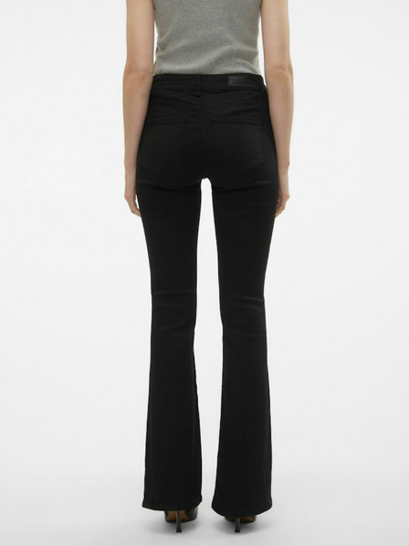 Vero Moda Schwarze Damenjeans mit ausgestellter Passform Vero Moda Flash