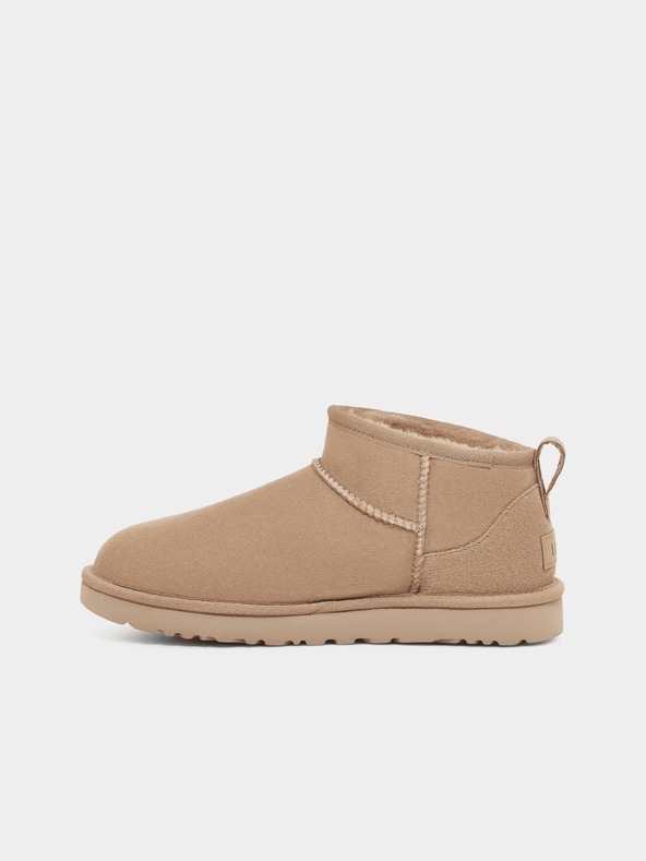 UGG Classic Ultra Mini Stiefeletten