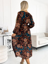 numoco Langes Kleid aus plissiertem Chiffon mit Ausschnitt, langen Ärmeln und Gürtel - braun und blaue Blumen Numoco