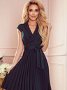 numoco Plisseekleid mit Bleistiftausschnitt - grün Numoco WENDY