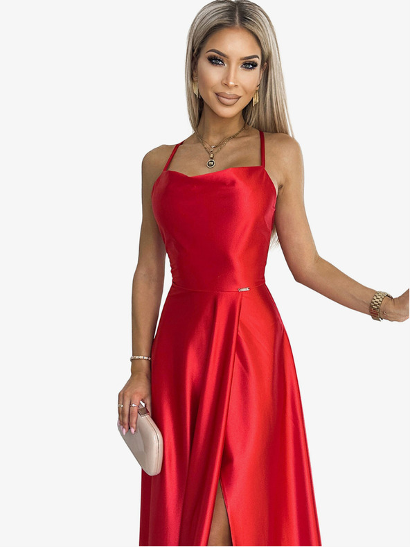 numoco Langes Kleid aus Satin mit Rückenausschnitt - rot Numoco PERLA