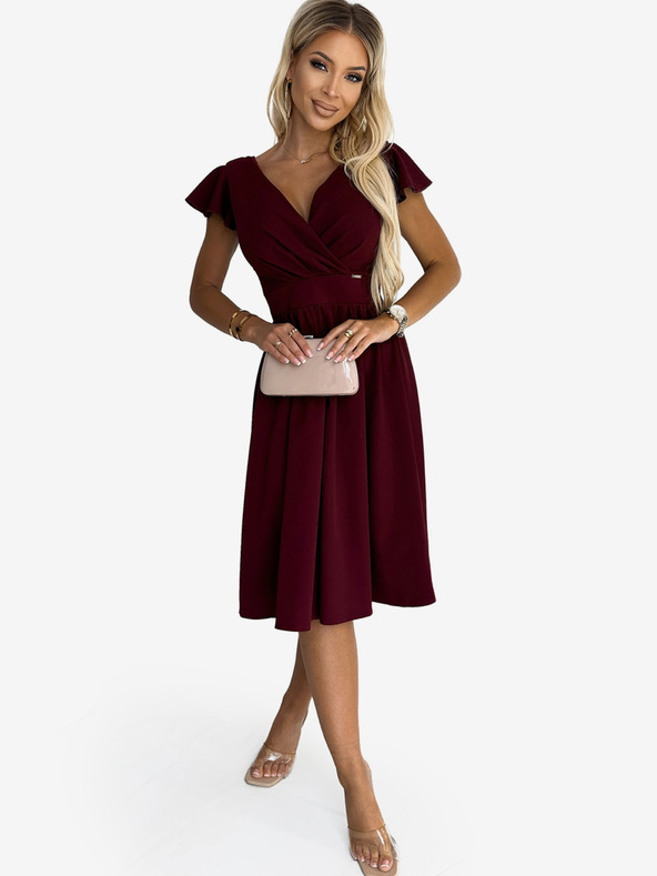 numoco Kleid mit Dekolleté und kurzen Ärmeln - burgunderfarben Numoco MATILDE