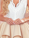 numoco Zweifarbiges Kleid mit Spitzenausschnitt und Schaumstoff - beige Numoco ZLATA