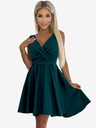 numoco Kleid mit längerem Rücken, Ausschnitt und Gürtel - grün Numoco MAYA