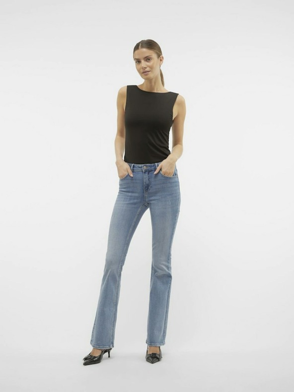 Vero Moda Hellblaue Damenjeans mit ausgestellter Passform von Vero Moda
