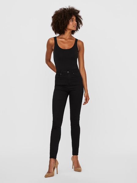 Vero Moda Schwarzes Basic-Tank-Top VERO MODA Maxi