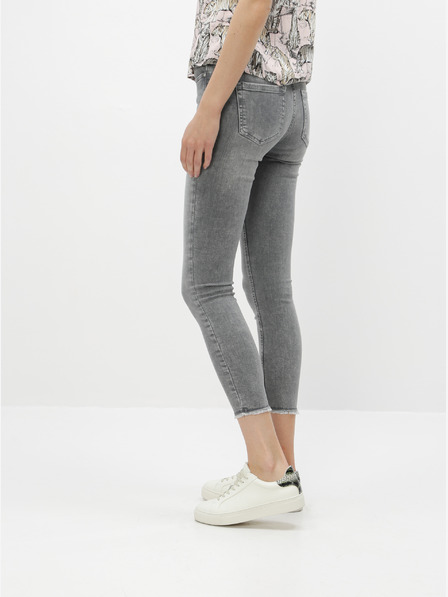 ONLY Graue verkürzte Röhrenjeans ONLY Blush