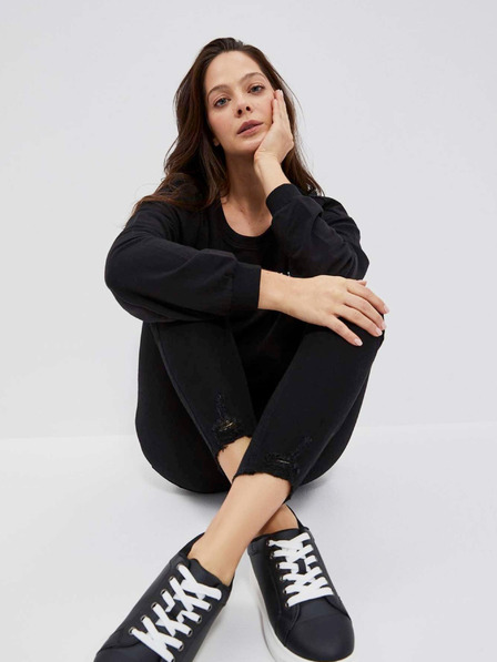 Moodo Schwarze Damen-Turnschuhe aus Leder Moodo
