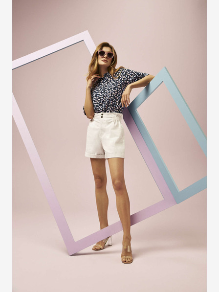 Moodo Weiße Damen Moodo Shorts