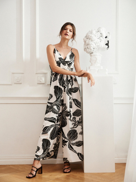 Moodo Schwarz-weißer Jumpsuit mit tropischem Muster Moodo